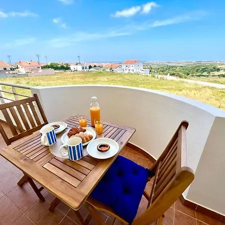 Appartement T2 Avec Vue Panoramique Sur La Cote Atouguia Da Baleia Exterior foto